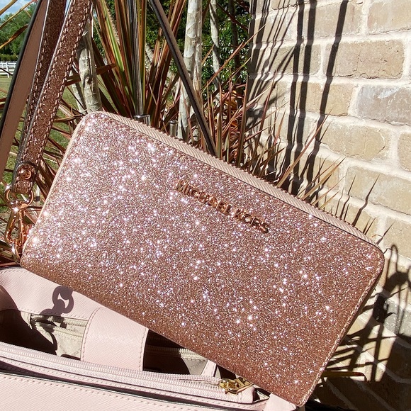 👜💕Michael Kors Wallet Rose Gold - Picture 3 of 6